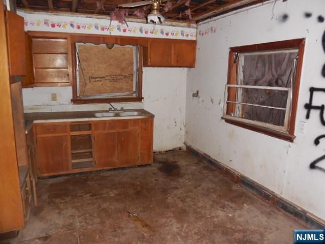 31 Brookside, Wayne, NJ 07470