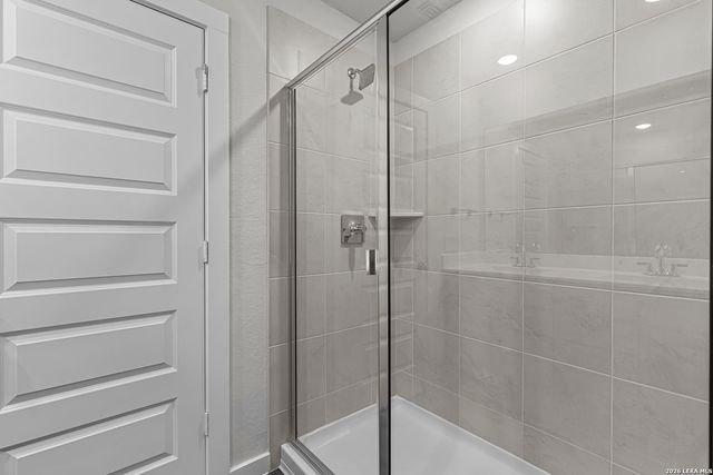 9970 Chavaneaux Lndg, San Antonio, TX 78221