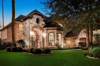 62 N Beech Springs Circle, The Woodlands, TX 77389