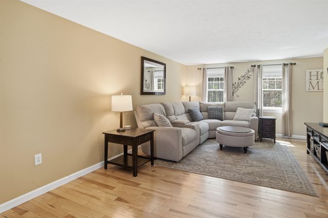 1 Jessica Lane, Hudson, NH 03051