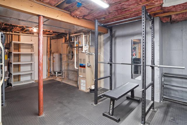 1 Jessica Lane, Hudson, NH 03051