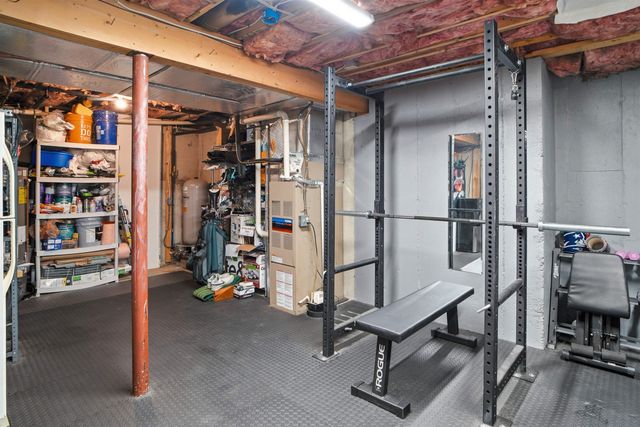 1 Jessica Lane, Hudson, NH 03051