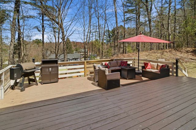 1 Jessica Lane, Hudson, NH 03051