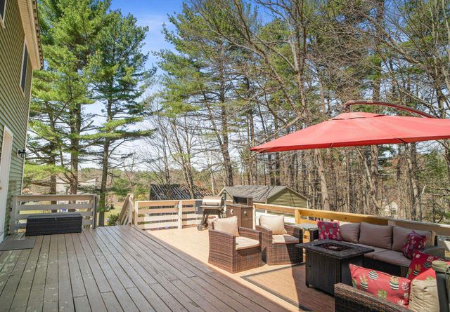 1 Jessica Lane, Hudson, NH 03051