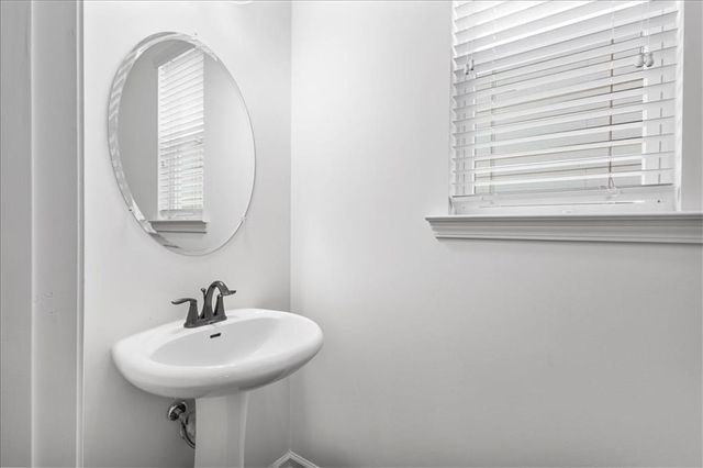 869 Venture SW Way, Atlanta, GA 30331