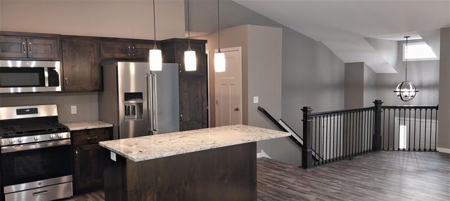 1063 NE Bellaire Boulevard NW, Isanti, MN 55040