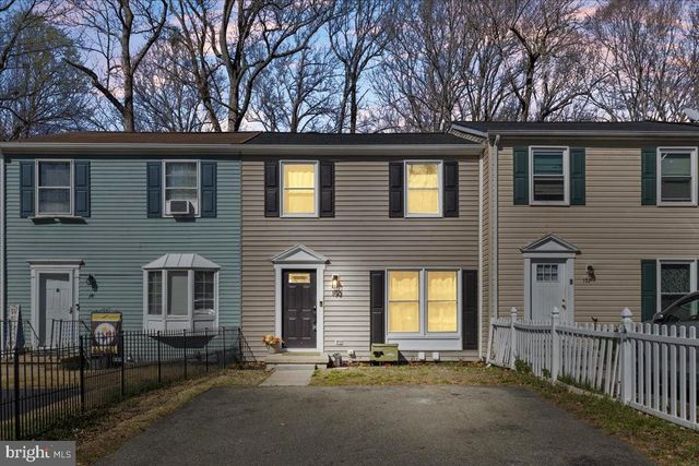 100 LITTLE CREEK LN, La Plata, MD 20646