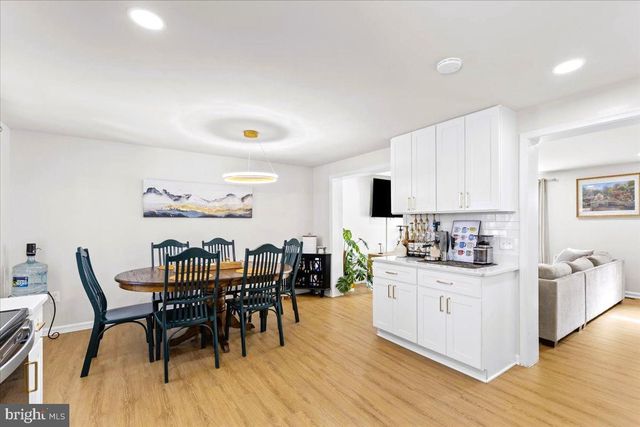 100 LITTLE CREEK LN, La Plata, MD 20646
