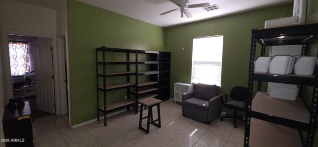 1941 E 39th Avenue, Apache Junction, AZ 85119