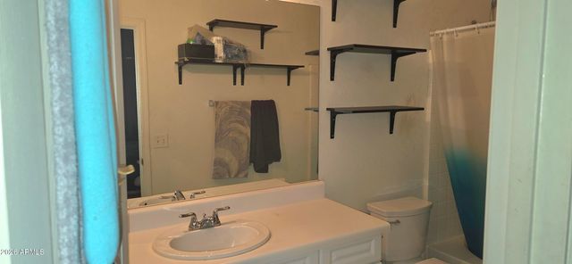 1941 E 39th Avenue, Apache Junction, AZ 85119