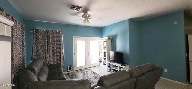 1941 E 39th Avenue, Apache Junction, AZ 85119