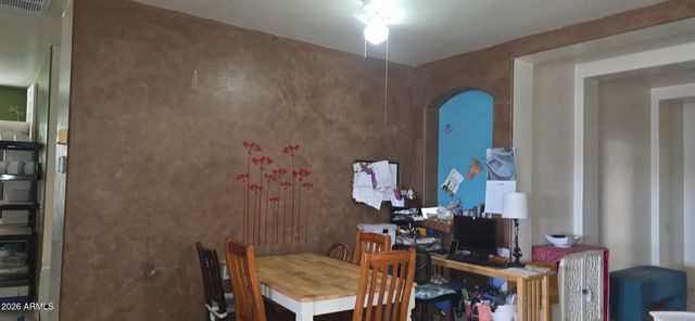 1941 E 39th Avenue, Apache Junction, AZ 85119