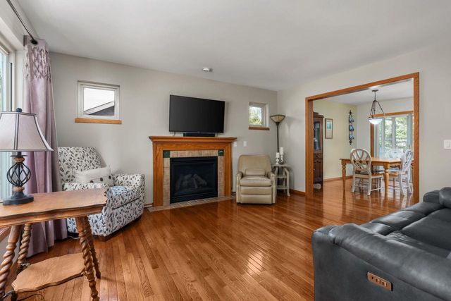 6934 Dominion Drive, Madison, WI 53718