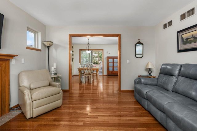 6934 Dominion Drive, Madison, WI 53718