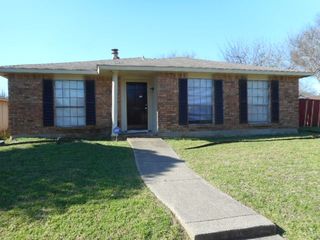 9804 Sophora Circle, Dallas, TX 75249