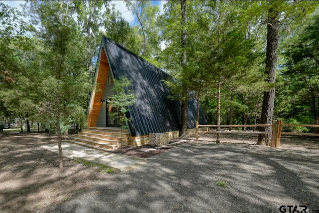 18165 CR 446 Unit 2, Lindale, TX 75771