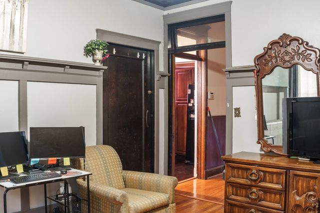 6418 S Drexel Avenue, Chicago, IL 60637