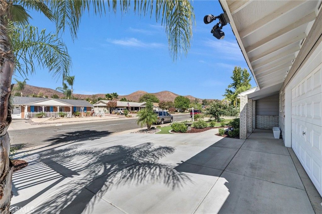 28564 Portsmouth, Sun City, CA 92586 — photo 4