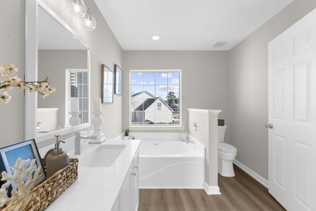 100 Creekside Drive, Summerville, SC 29485