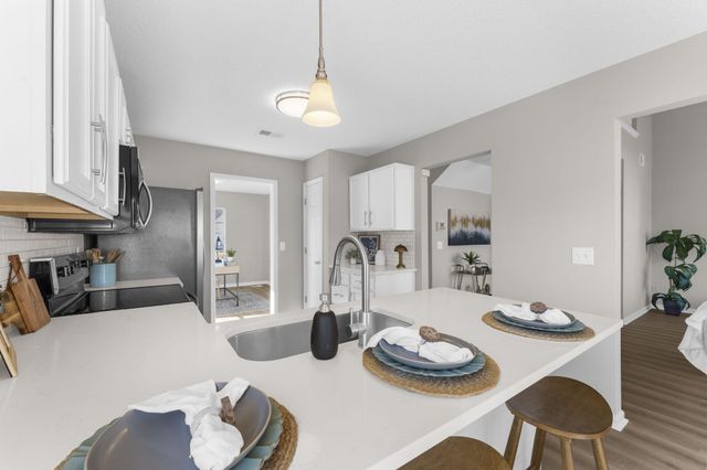 100 Creekside Drive, Summerville, SC 29485