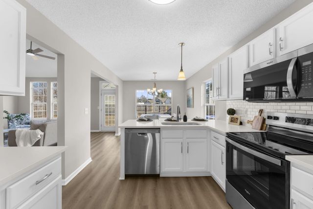 100 Creekside Drive, Summerville, SC 29485