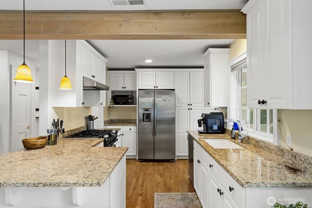 11225 NE 53rd Street, Kirkland, WA 98033