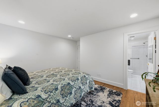 11225 NE 53rd Street, Kirkland, WA 98033