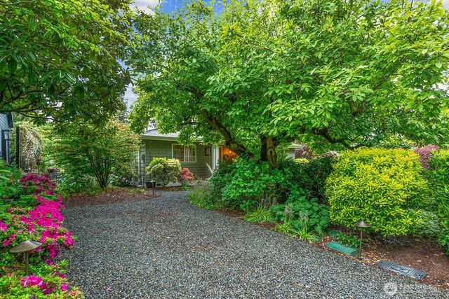11225 NE 53rd Street, Kirkland, WA 98033