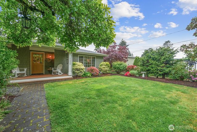 11225 NE 53rd Street, Kirkland, WA 98033