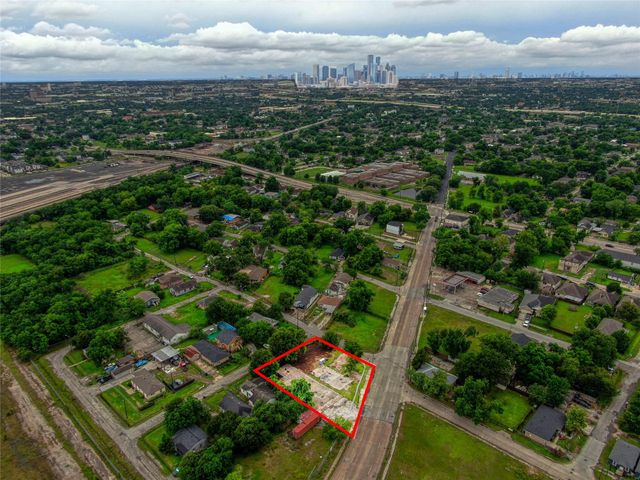 4502 Liberty Road, Houston, TX 77026