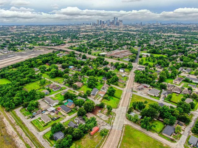 4502 Liberty Road, Houston, TX 77026