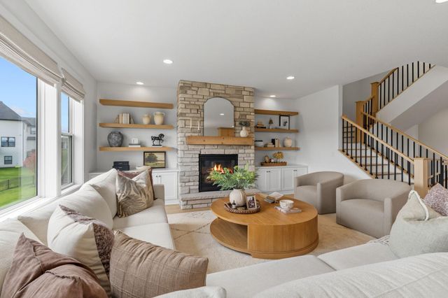 18239 102nd Place N, Maple Grove, MN 55311