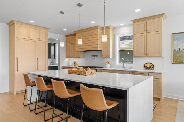 18239 102nd Place N, Maple Grove, MN 55311