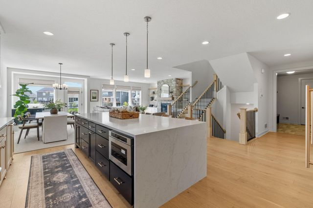 18239 102nd Place N, Maple Grove, MN 55311