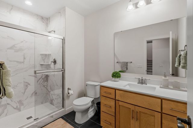 18239 102nd Place N, Maple Grove, MN 55311