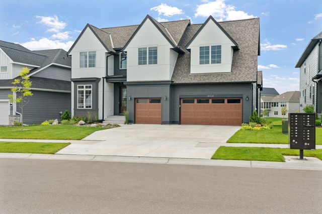18239 102nd Place N, Maple Grove, MN 55311
