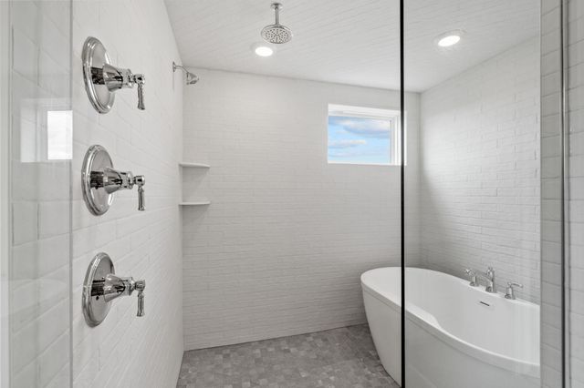 18239 102nd Place N, Maple Grove, MN 55311