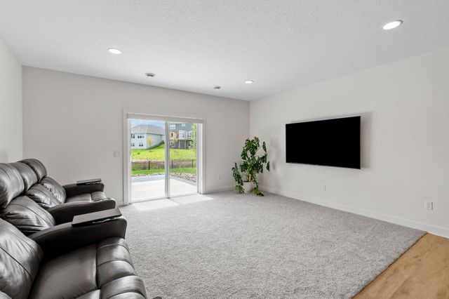 18239 102nd Place N, Maple Grove, MN 55311