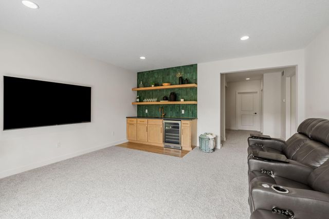 18239 102nd Place N, Maple Grove, MN 55311