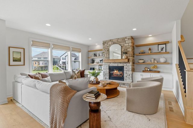 18239 102nd Place N, Maple Grove, MN 55311