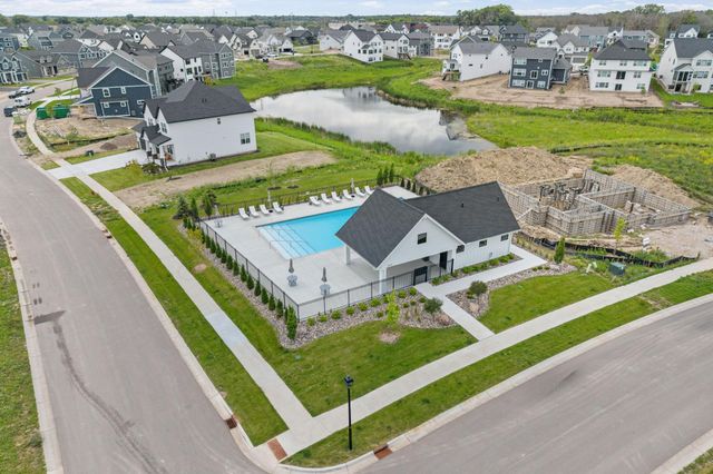 18239 102nd Place N, Maple Grove, MN 55311