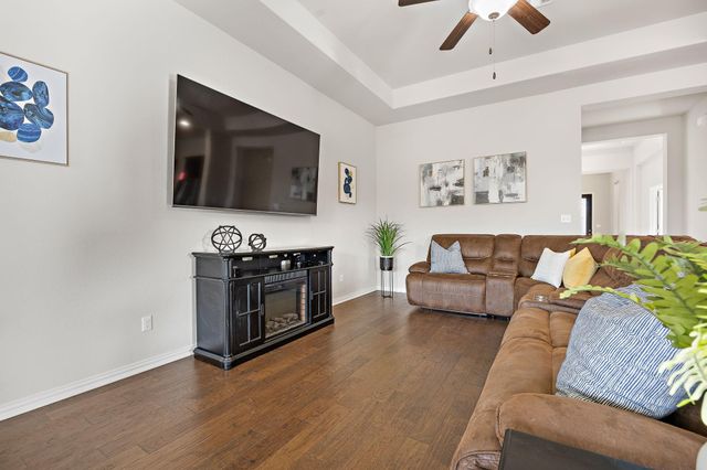 405 Miracle Rose WAY, Liberty Hill, TX 78642