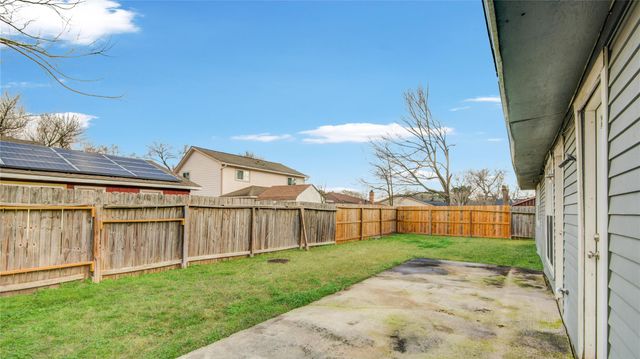 6626 Sandswept Lane, Houston, TX 77086
