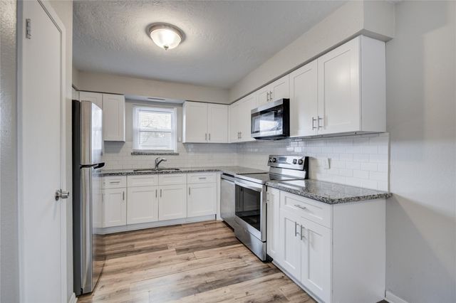 6626 Sandswept Lane, Houston, TX 77086