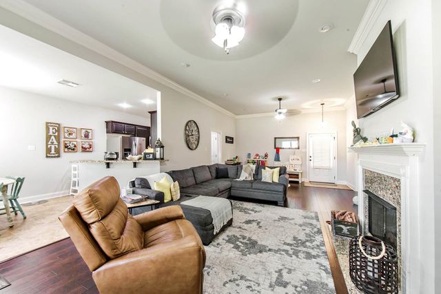 129 Ainsley Drive, Thibodaux, LA 70301