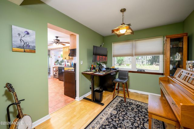 40 Pomona Boulevard, Keyport, NJ 07735