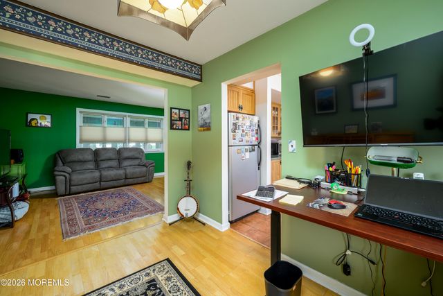 40 Pomona Boulevard, Keyport, NJ 07735