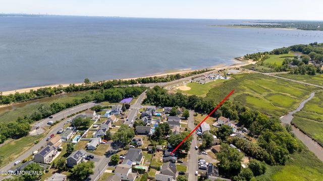 40 Pomona Boulevard, Keyport, NJ 07735