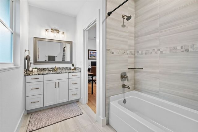 4315 S Scissortail Drive, Bentonville, AR 72713