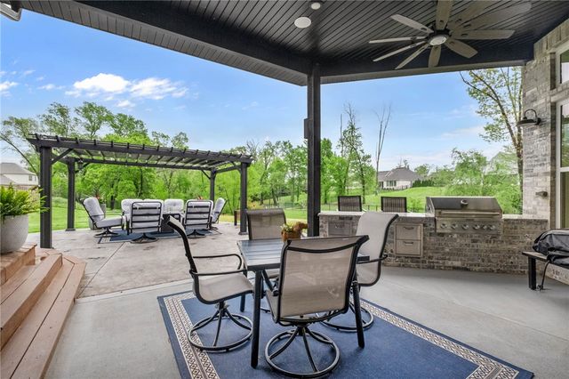 4315 S Scissortail Drive, Bentonville, AR 72713